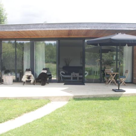 Sfeervol Chalet Midden In De Natuur Halle Exterior foto