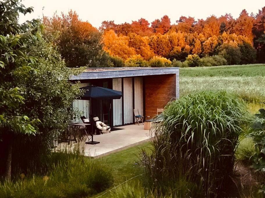 Sfeervol Chalet Midden In De Natuur Halle Exterior foto